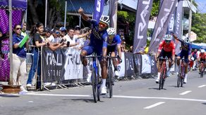 Vuelta a Chiriquí 2024: Alex Strah lidera la clasificación y Jurado gana la cuarta etapa