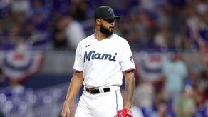 MLB: Sandy Alcántara lanza cuarta blanqueada en su carrera