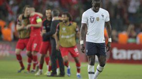 Francia sorprendida; Italia