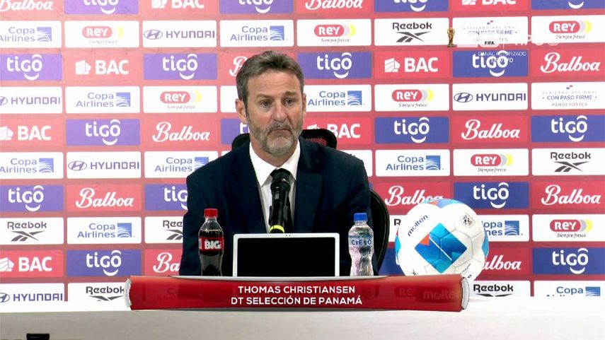 Thomas Christiansen y sus reacciones tras un duro empate de locales