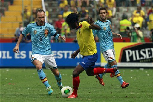 España derrota 2-0 a Ecuador en amistoso