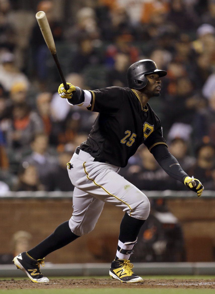 Polanco jonronea, Vogelsong gana y Piratas vencen Gigantes