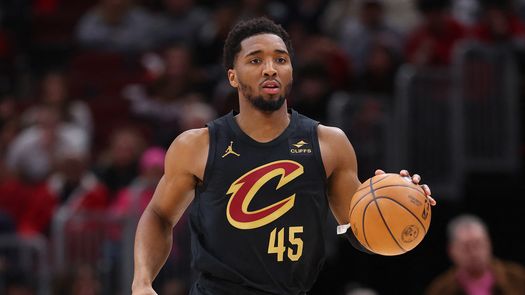 NBA: Donovan Mitchell de los Cavs se someterá a una resonancia magnética en el tobillo izquierdo.