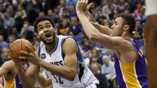 Martin y Towns brillan, Twolves ganan en TE ante Lakers