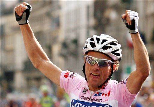 Policí­a italiana allana casa del ciclista Di Luca