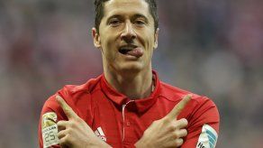 Bayern renueva contrato de Lewandowski hasta 2021