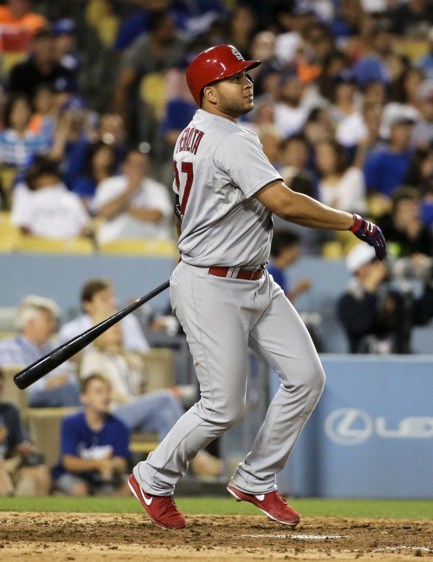 Con doblete de Peralta, San Luis vence a Dodgers
