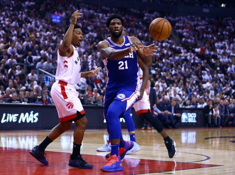 Los Nuggets pegan primero en el Oeste y los Sixers igualan su serie ante Toronto en el Este