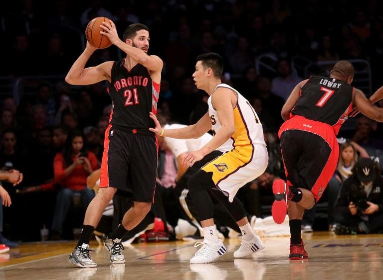 Greivis Vázquez, Barea y Villanueva destacan el viernes en la NBA