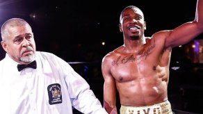 Panameño César Francis verá acción en velada Gervonta Davis vs Jake Paul en Florida