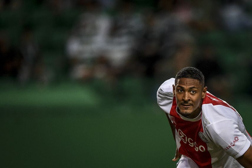 Champions League: Haller anota poker de goles en su debut
