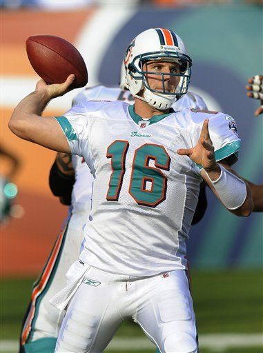 NFL: Dolphins 29, Titans 17; Miami echa mano de 3 quarterbacks
